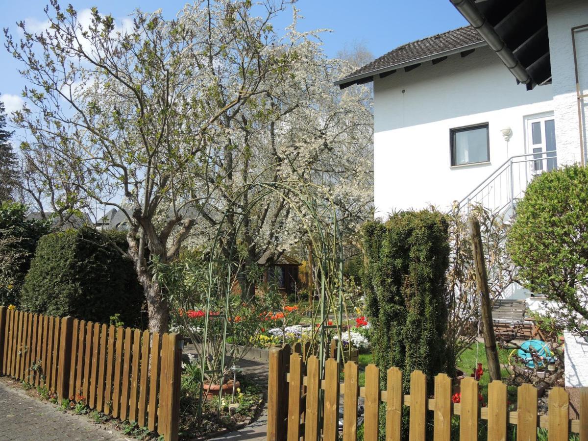Apartement Am Kirschbaum Mommenheim Buitenkant foto